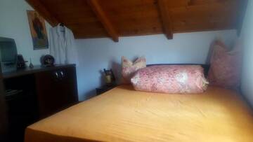 Фото номера Дом с 2 спальнями Загородные дома Cabana Rustic г. Борша 11