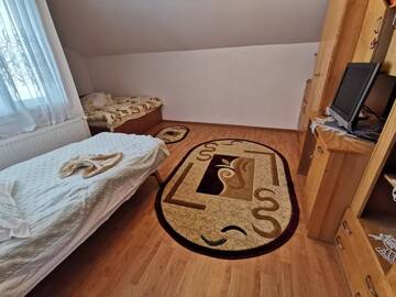 Фото номера Трехместный номер с общей ванной комнатой Гостевой дом Casa Firuta г. Борша 3
