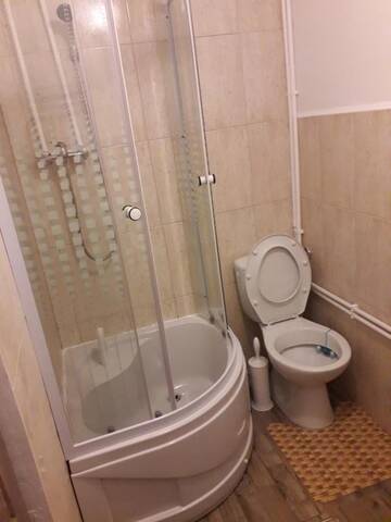 Фото номера Двухместный номер с 1 кроватью и общей ванной комнатой Лоджи Vila Livia Borsa г. Борша 11
